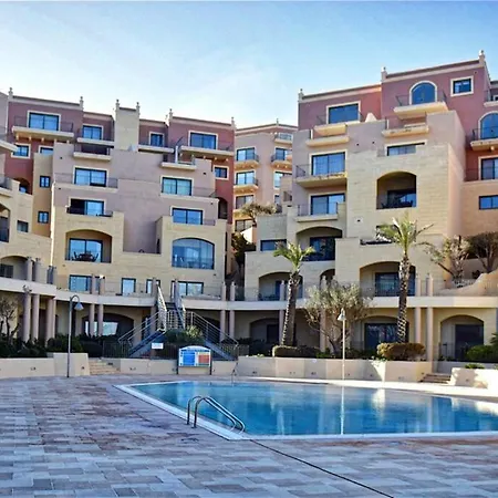 Apartment Sunny In Tas-sellum Mellieha, Malta. Ghajn Zejtuna